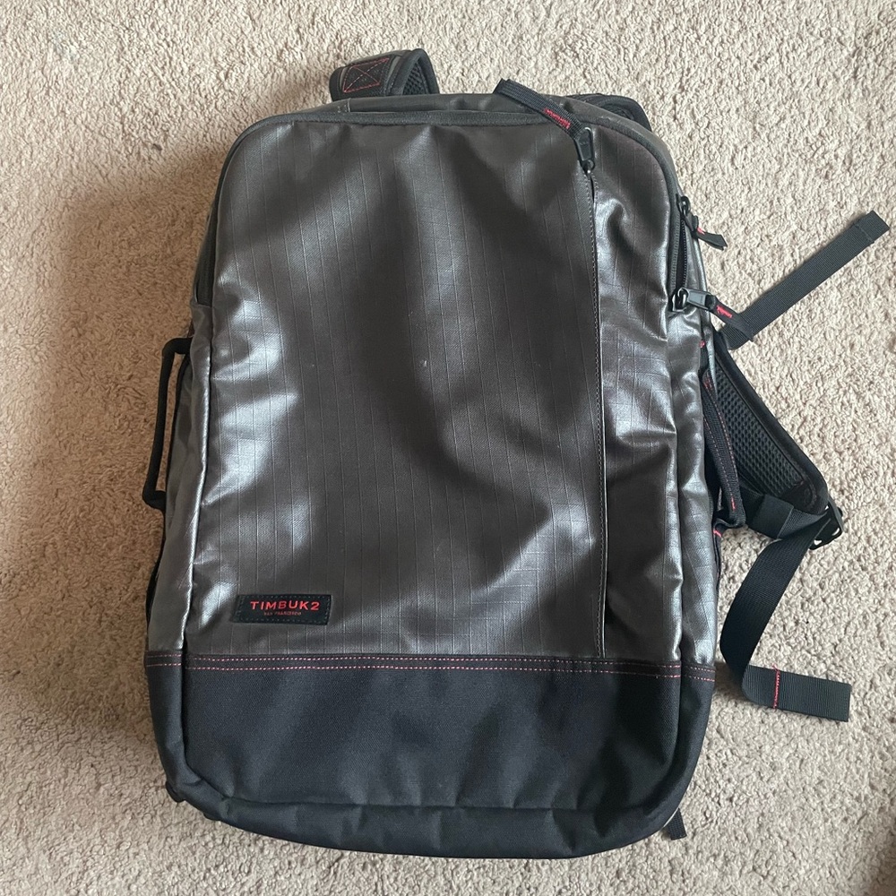 Timbuk2 Jet Pack Backpack. Gray/red